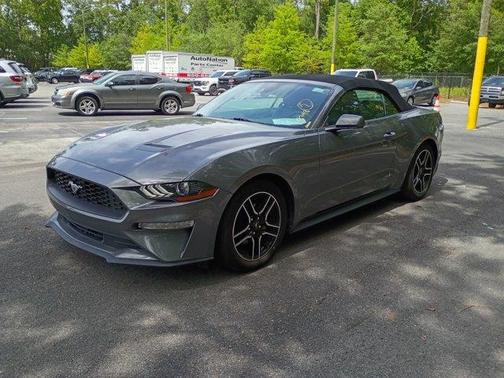 2022 Ford Mustang EcoBoost Premium