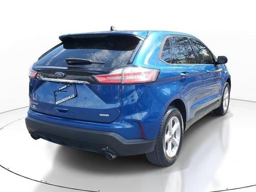 2020 Ford Edge SE