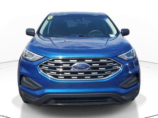 2020 Ford Edge SE