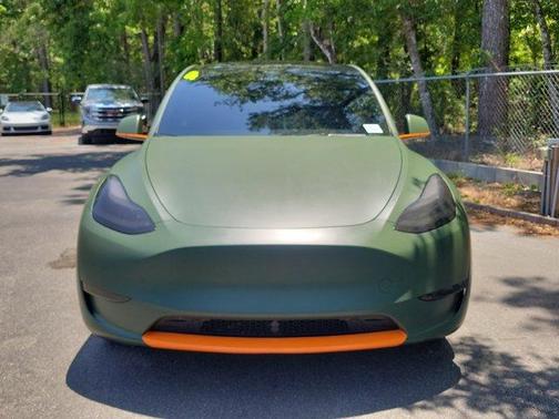 2024 Tesla Model Y Base