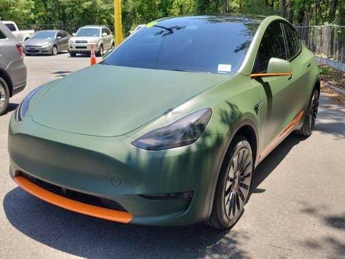2024 Tesla Model Y Base