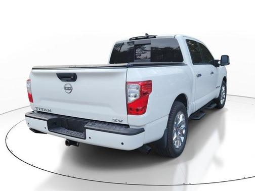 2024 Nissan Titan SV