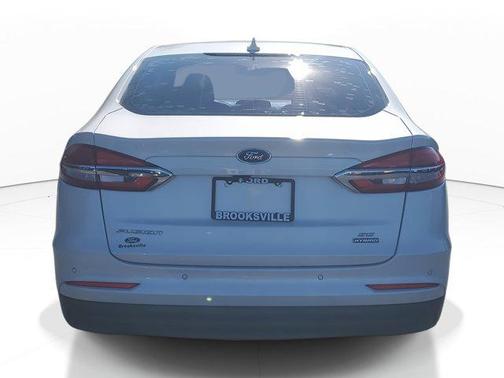 2020 Ford Fusion Hybrid SE