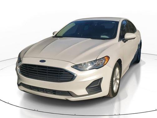2020 Ford Fusion Hybrid SE