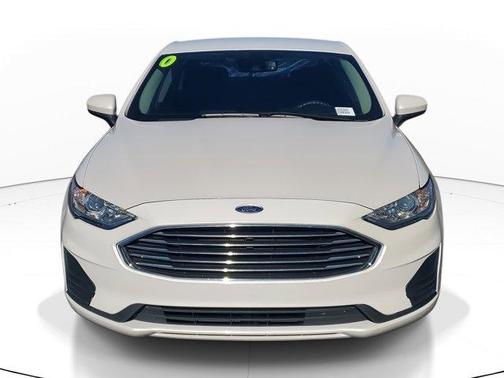 2020 Ford Fusion Hybrid SE