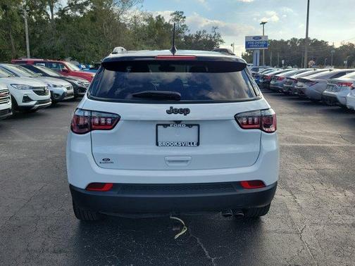 2022 Jeep Compass Altitude