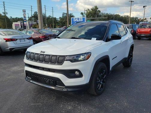 2022 Jeep Compass Altitude