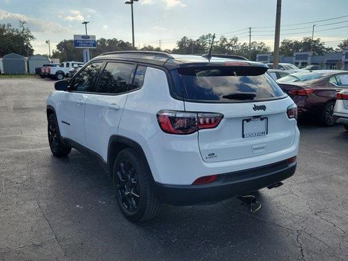 2022 Jeep Compass Altitude