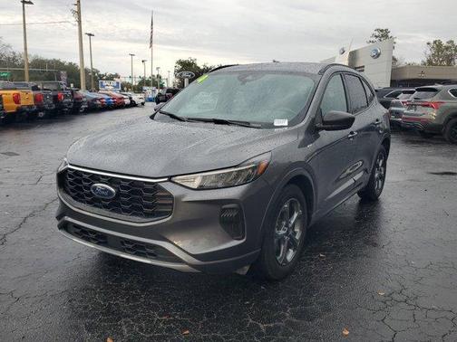 2024 Ford Escape ST-Line