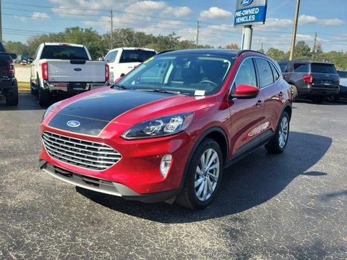 2022 Ford Escape Titanium