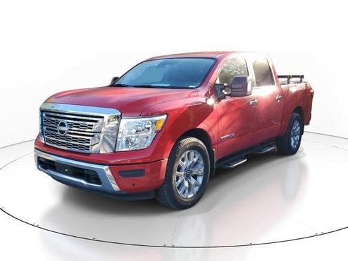 2023 Nissan Titan SV