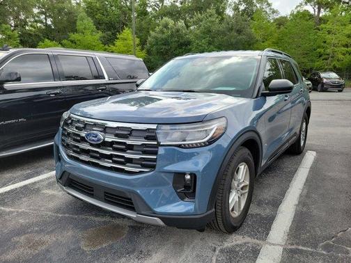 Vapor Blue Metallic 2026 Ford Explorer Active