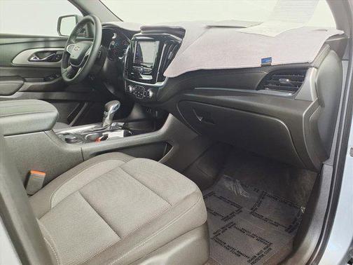 2024 Chevrolet Traverse LT Cloth