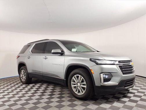 2024 Chevrolet Traverse LT Cloth