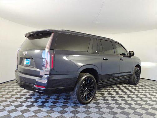 2025 Cadillac Escalade ESV Premium Luxury