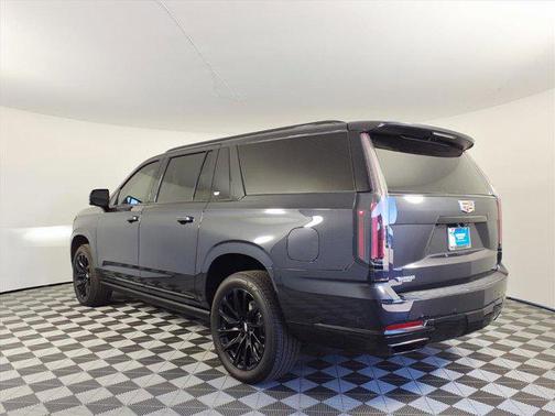 2025 Cadillac Escalade ESV Premium Luxury