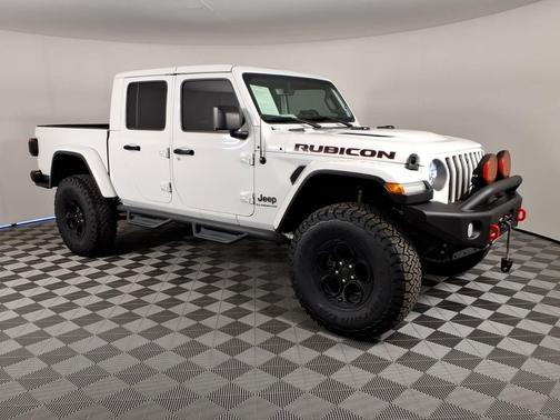 Bright White Clearcoat 2021 Jeep Gladiator Rubicon