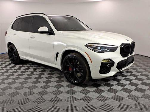 2021 BMW X5 M50i