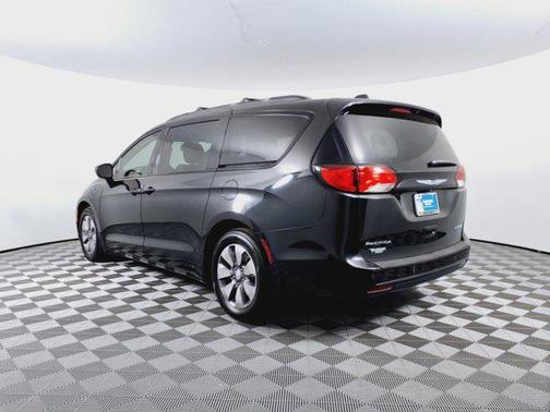 2018 Chrysler Pacifica Hybrid Touring Plus