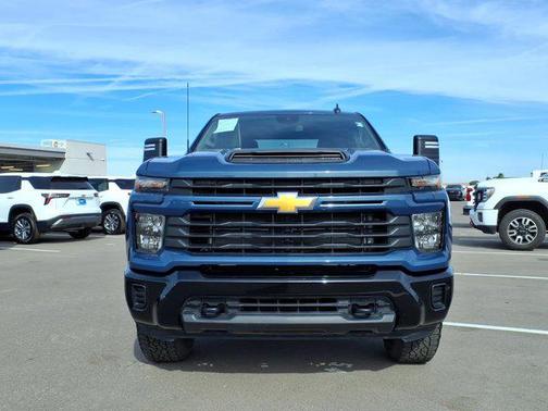 2024 Chevrolet Silverado 2500 Custom