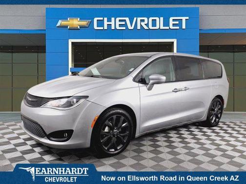 2018 Chrysler Pacifica Touring Plus