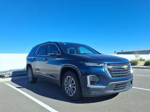 2022 Chevrolet Traverse LT Leather