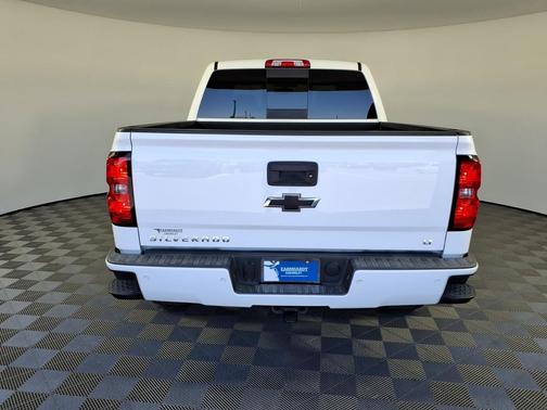 Summit White 2017 Chevrolet Silverado 1500 2LT