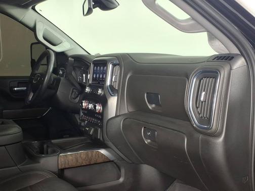 Onyx Black 2022 GMC Sierra 2500 Denali