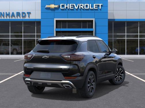 Mosaic Black Metallic 2026 Chevrolet Trailblazer ACTIV