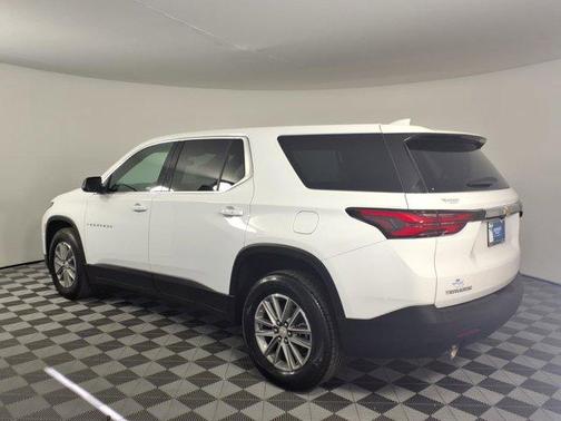 Summit White 2023 Chevrolet Traverse LS