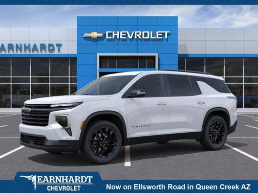 Summit White 2026 Chevrolet Traverse LT