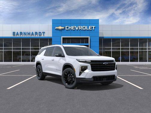 Summit White 2026 Chevrolet Traverse LT