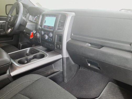 2022 RAM 1500 Classic Warlock Quad Cab 4x2 6'4' Box