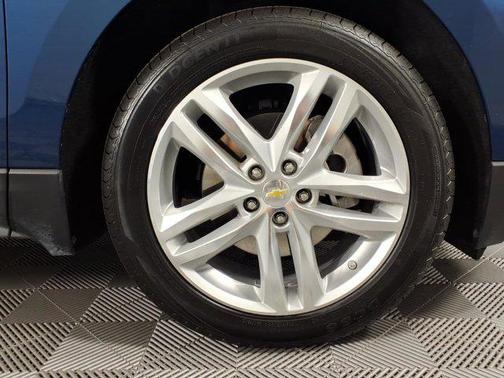 Pacific Blue Metallic 2019 Chevrolet Equinox Premier w/2LZ