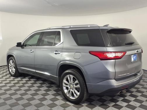 Satin Steel Metallic 2019 Chevrolet Traverse High Country