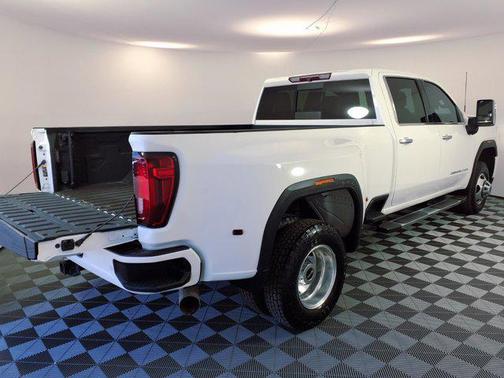 2022 GMC Sierra 3500 Denali