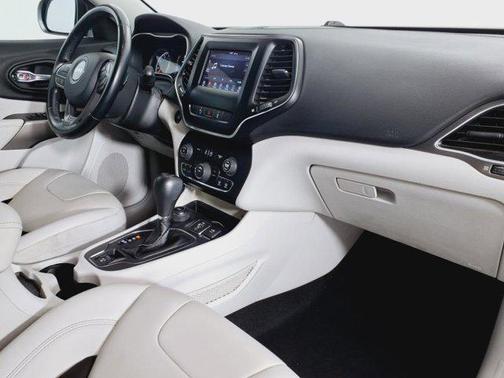 2021 Jeep Cherokee Latitude Plus