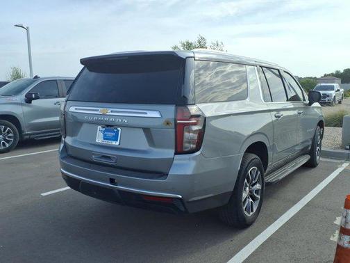 Sterling Gray Metallic 2023 Chevrolet Suburban LS