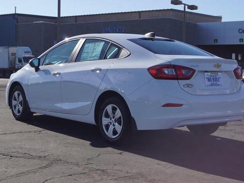 2018 Chevrolet Cruze LS