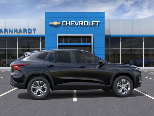Mosaic Black Metallic 2026 Chevrolet Trax LS