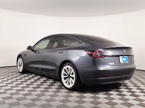 2022 Tesla Model 3 Standard Range