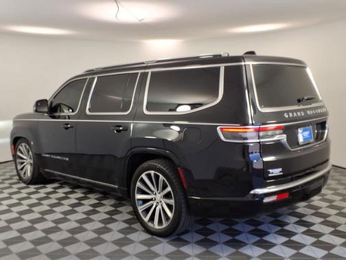 Diamond Black Crystal Pearlcoat 2022 Jeep Grand Wagoneer Series I 4x4