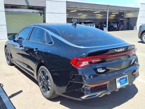 Ebony Black 2024 Kia K5 GT-Line