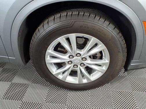 Argent Silver Metallic 2023 Cadillac XT6 Luxury FWD