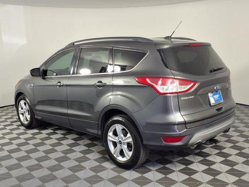 Magnetic 2016 Ford Escape SE