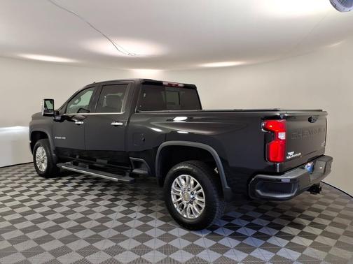 Black 2023 Chevrolet Silverado 2500 High Country