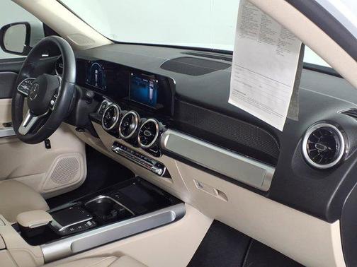 White 2023 Mercedes-Benz GLB 250 Base