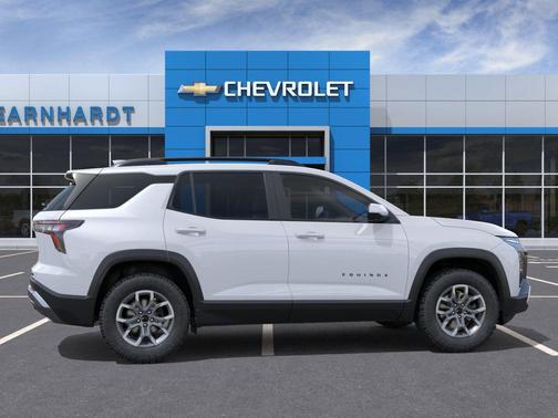 Polar White Tricoat 2026 Chevrolet Equinox FWD ACTIV