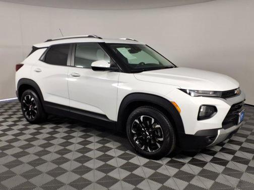 Summit White 2023 Chevrolet Trailblazer LT