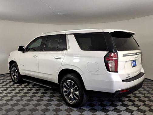 Iridescent Pearl Tricoat 2023 Chevrolet Tahoe LT